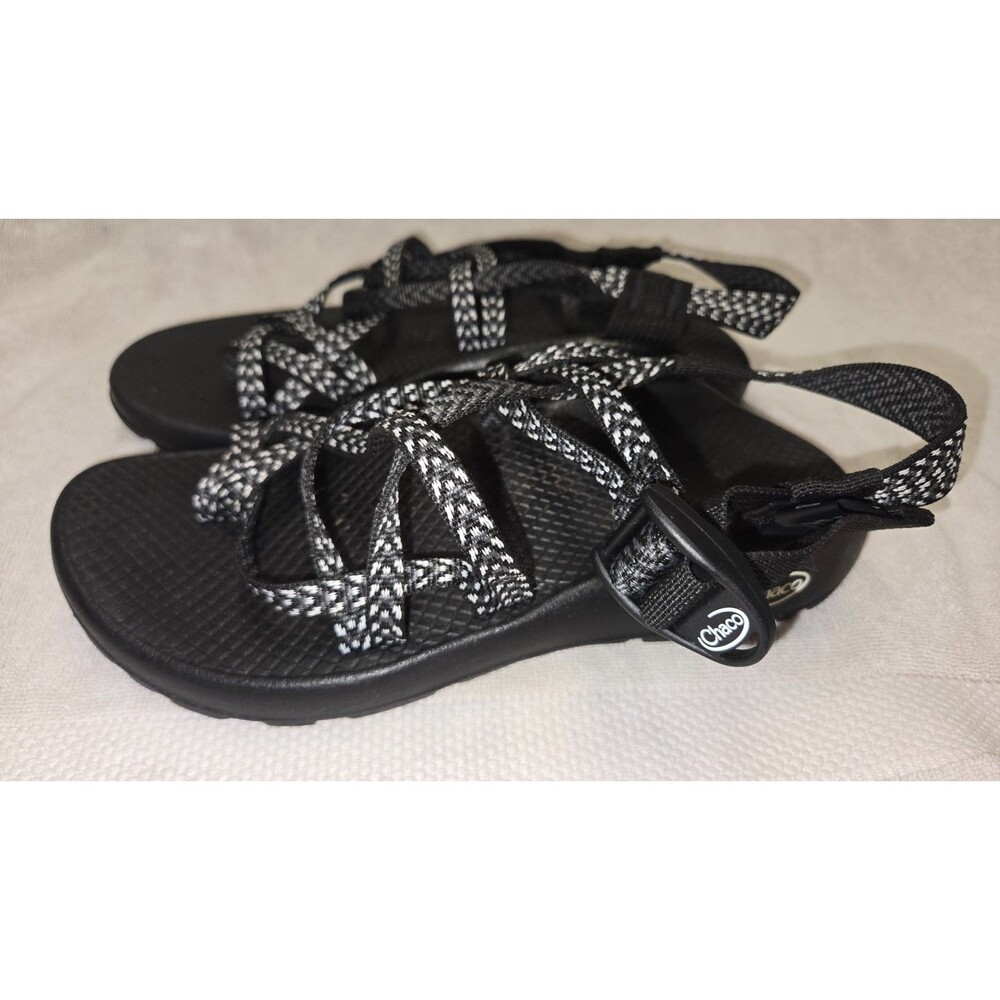 Chaco ZX/2 Black Strappy Sandals Adjustable Hook & Loop Strap W US 7.5